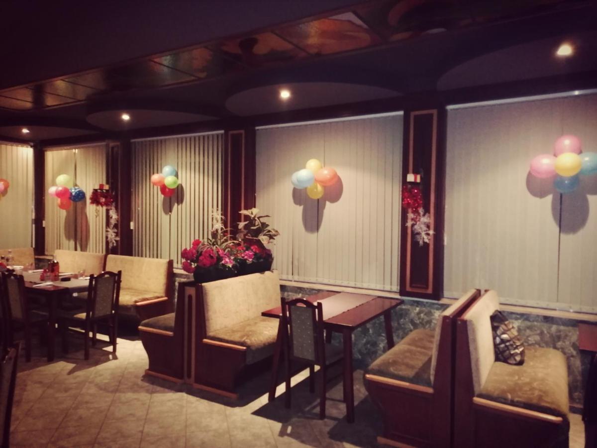Discret Hotel & Restaurant Vladaya Dış mekan fotoğraf