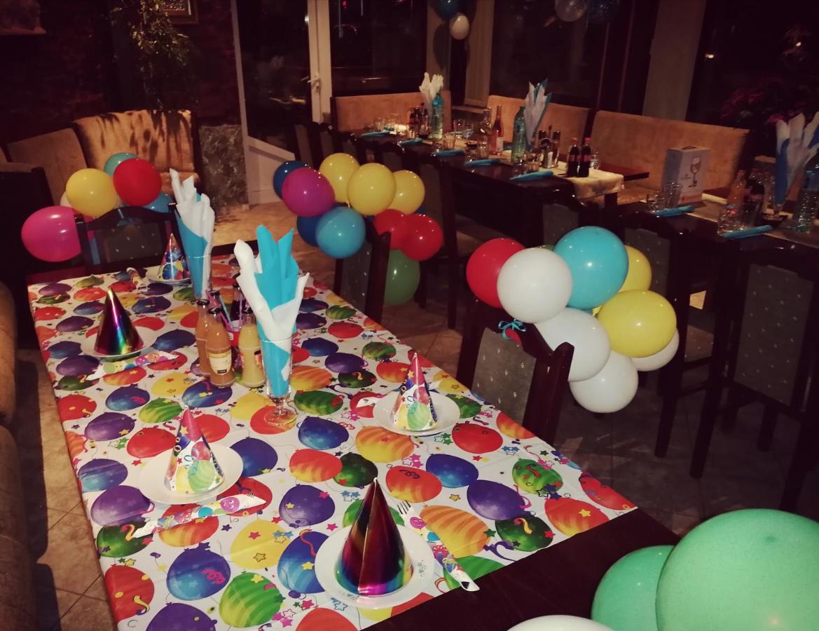 Discret Hotel & Restaurant Vladaya Dış mekan fotoğraf