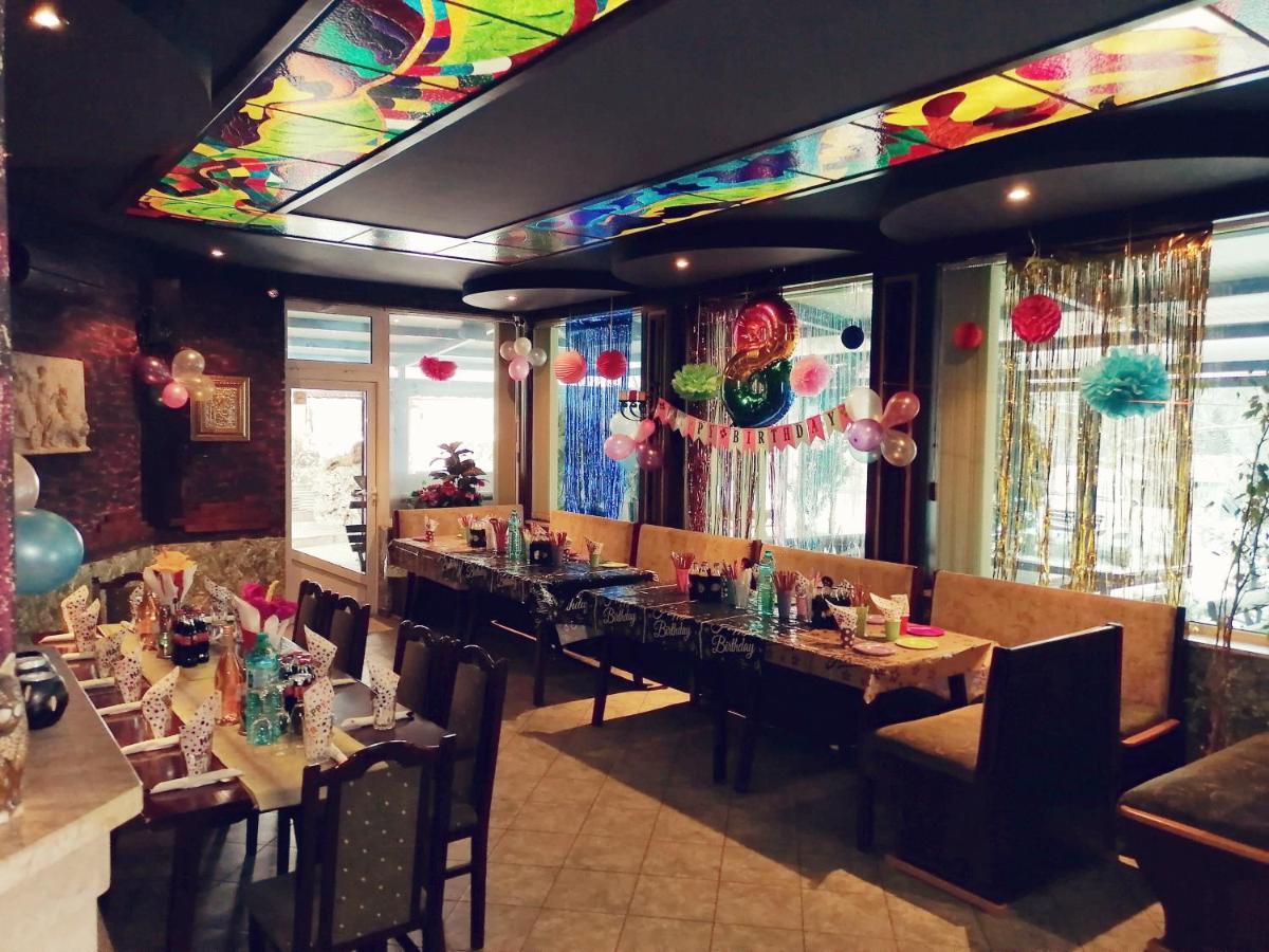 Discret Hotel & Restaurant Vladaya Dış mekan fotoğraf