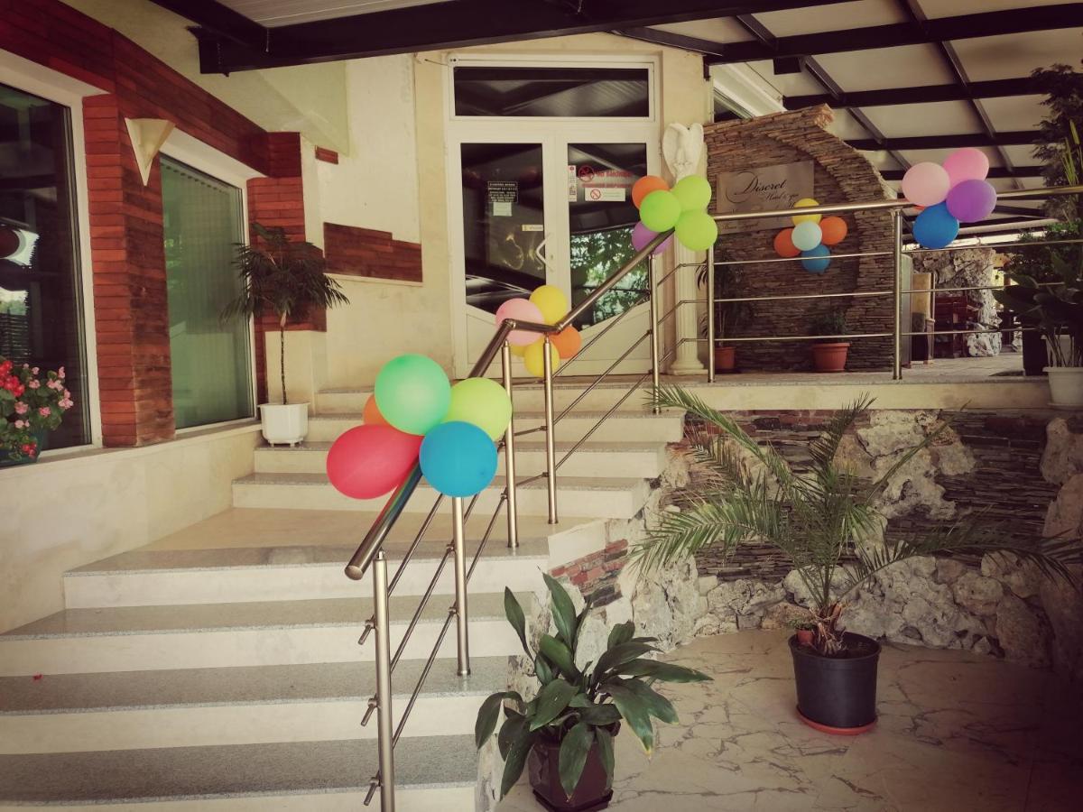 Discret Hotel & Restaurant Vladaya Dış mekan fotoğraf