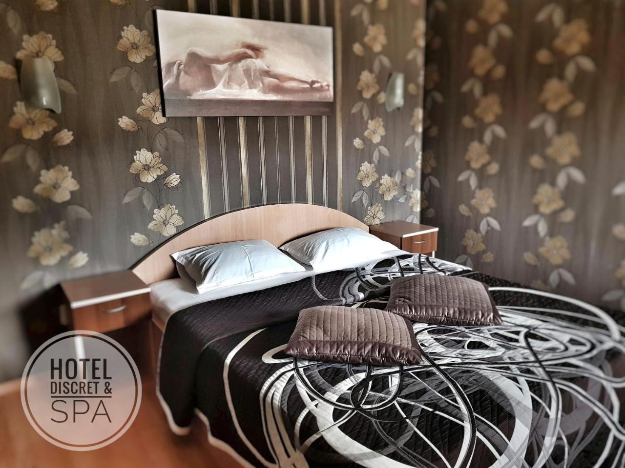 Discret Hotel & Restaurant Vladaya Dış mekan fotoğraf